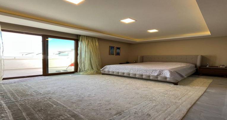 Luxury 3+1 and studio apartment in Oba